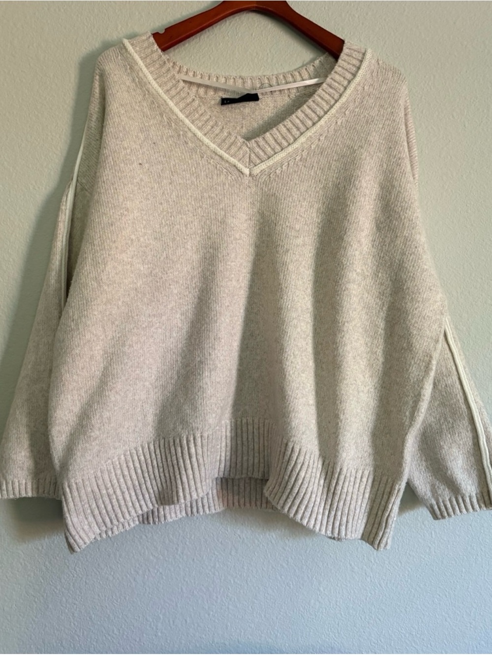 Lane Bryant Oatmeal V-Neck
Sweater with White Trim Detail 22/24